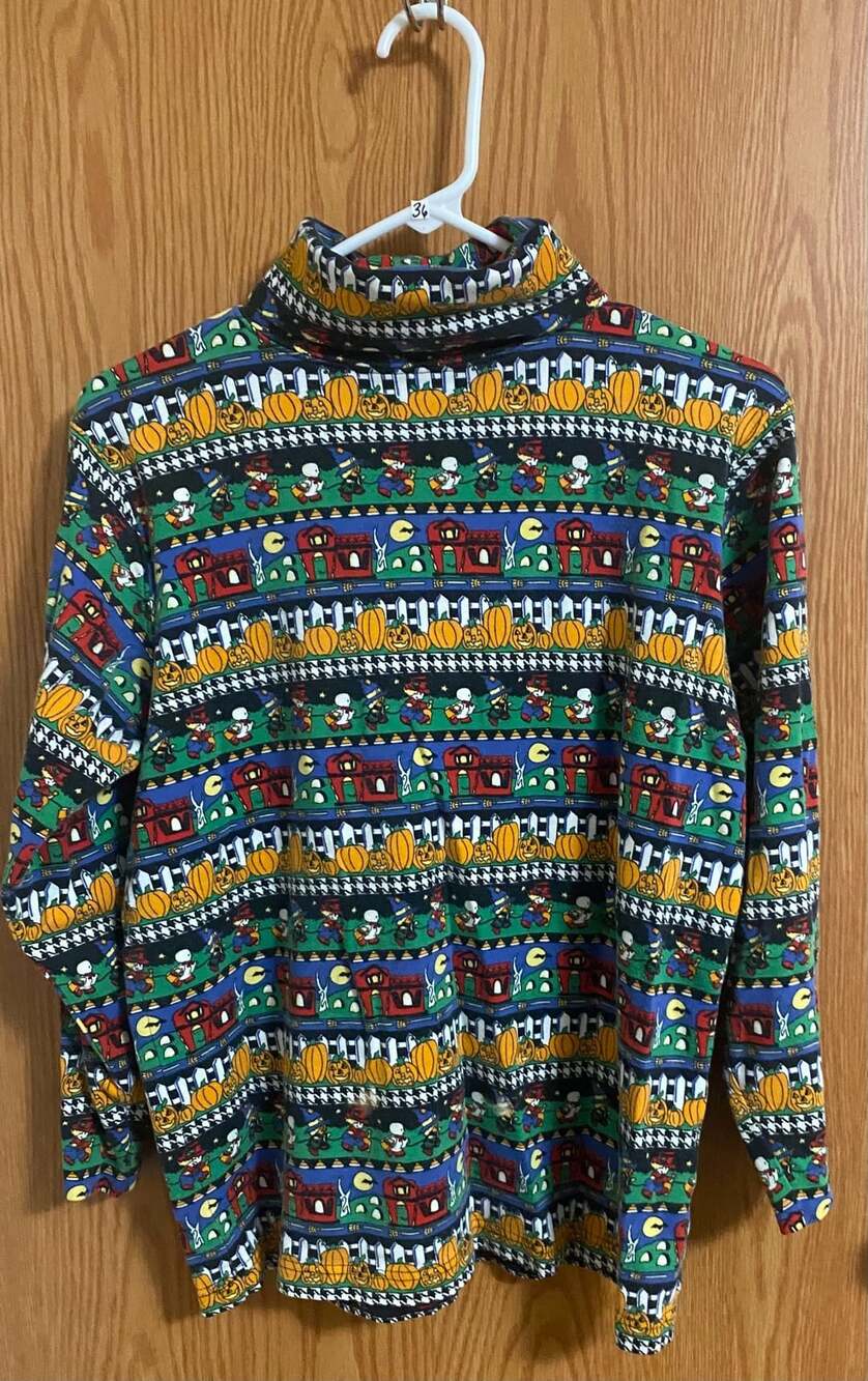 Eagles Eye Halloween Pumpkin Mock Turtleneck Long Sleeve Top